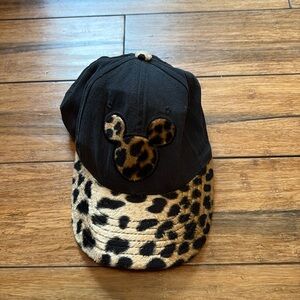 Disney World Animal Kingdom Mickey Mouse Hat Leopard Print Cap adult size
